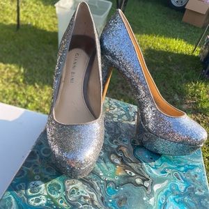Gianni Bini sparkly silver heels. 6.5
